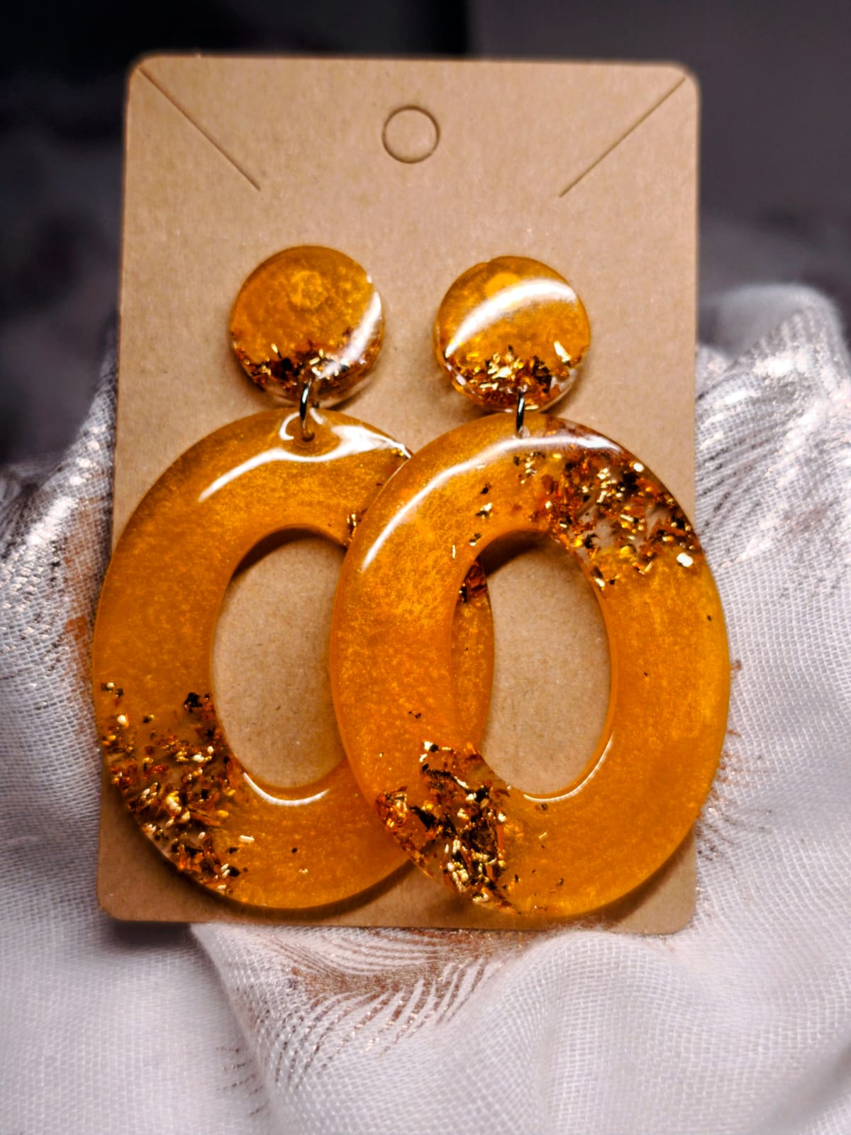 Boucle d'oreille ronde orange et or