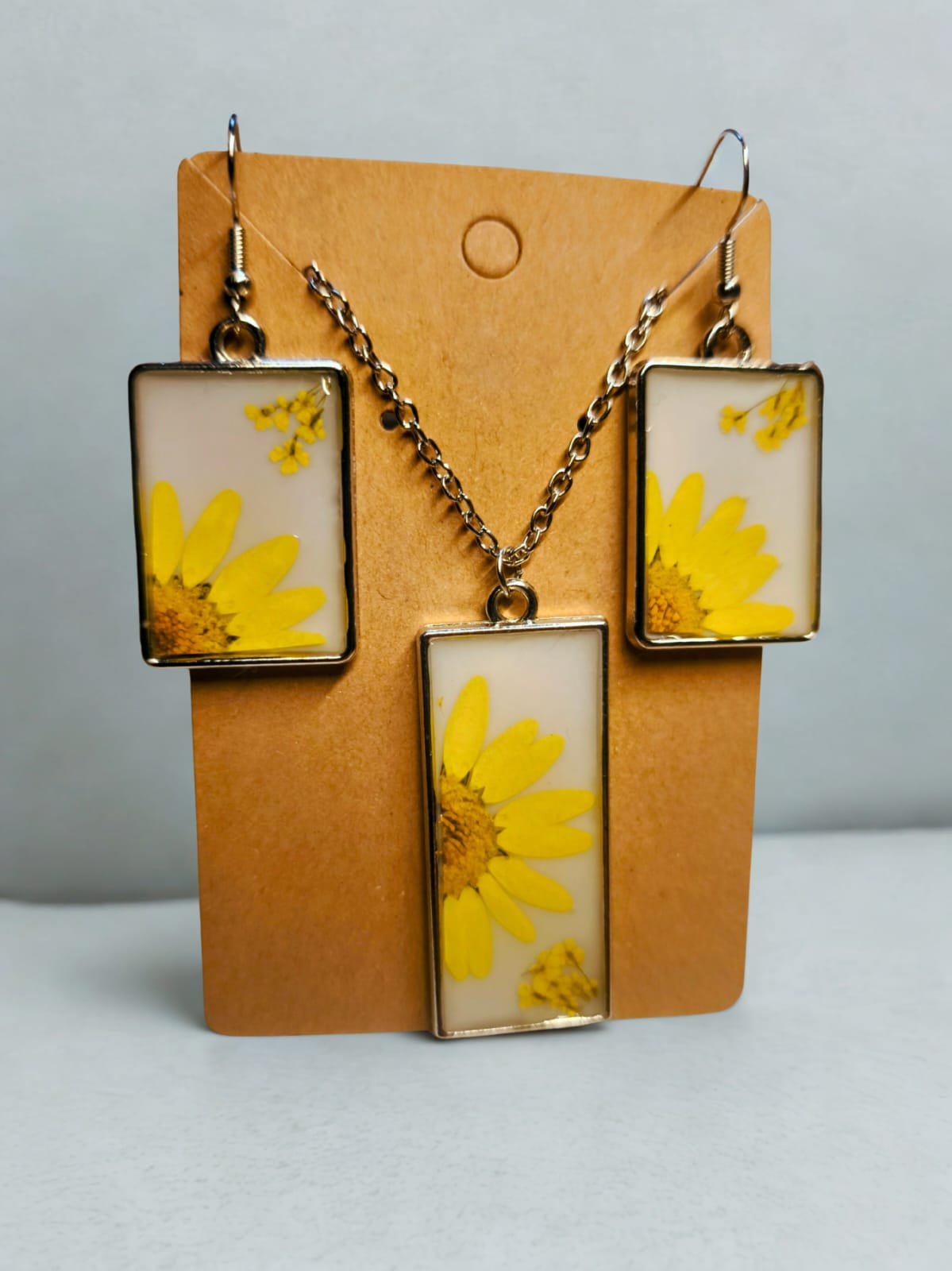 Parure rectangulaire floral