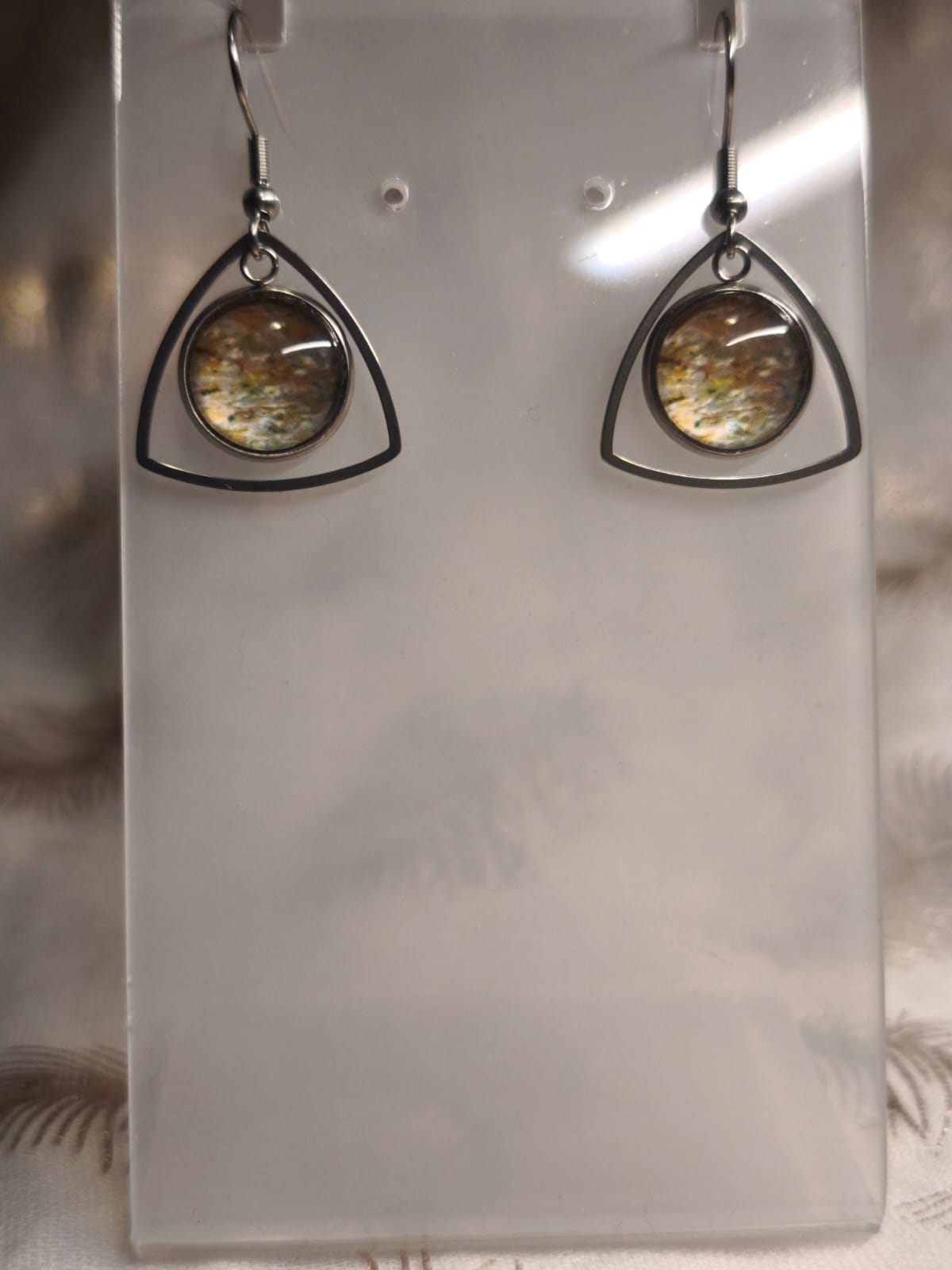 Pendante jaune dorée